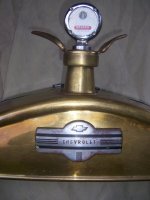 Chev emblem on T grill.JPG