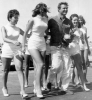 1957-BH76-hogle with 4 women day.jpg