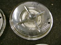 hubcaps 1958 15 inch rusty spinners 03.JPG