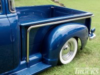 1005cct_27_o-custom_bed_side_exhaust_pipes-painted_truck.jpg