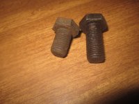 flywheel and clutch bolts 006.JPG