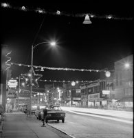 Corvair Christmas street.jpg