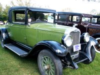 1928 Oakland radiator.jpg