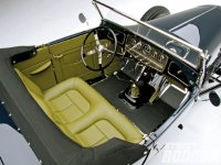 1009sr_07_o+1929_ford_model_a_roadster+interior.jpg