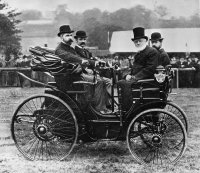 3¾ CV Eclair (1895-10-15 Horseless Carriage Exhibition, Salomons) 02.jpg