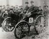 Duryea Buggyaut (1895-11-22 Chicago Times-Herald Race, Duryea #5, 1st) 03.1.jpg