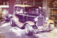 1970s - Alex Blanca's '31 Model A Tudor at Fremont Hub car show (3rd paint scheme).jpg