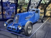 S4-en-direct-de-retromobile-la-renault-filante-est-le-lien-entre-passe-et-futur-831710.jpg