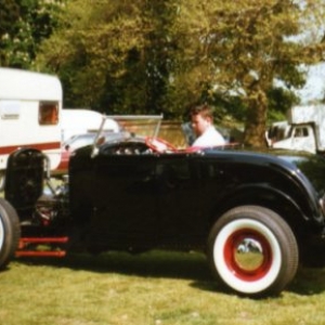 32 ROADSTER