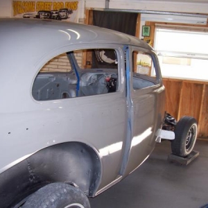 Fresh paint in the garage. I love the smell of Glassurit in the morning.