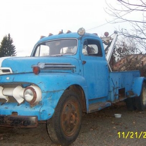 52 Ford F6 wrecker w 254" Ford Flathead Six