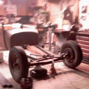 Older pic..but with new axle(32 mopar )