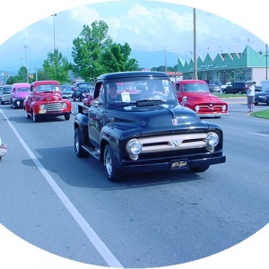 03 Supernats parade in Pigeon Forge