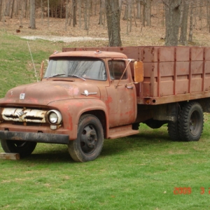 56 F600