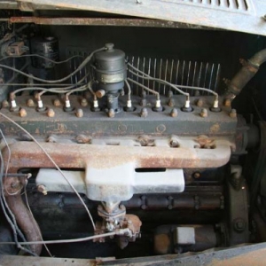 Engine, pass. side