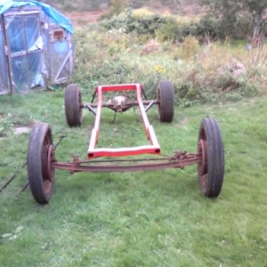 resting on axles. fake shocks used for axle placement. temp braces for control arms