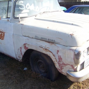 Notice the f100 emblem, I never saw one like it.