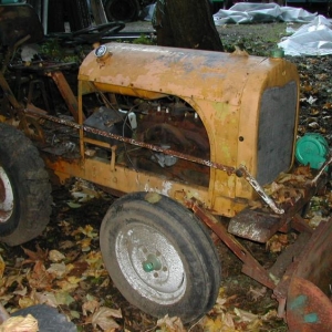 This is another homemade tractor.  It uses Model AA truck engine and 4-sp transmission and a Model TT rearend.  The next picture shows the wheels that were on the rearend.