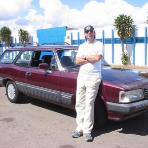 Me and my Chevy Caravan 89, a wagon simi;ar to german 0pel Rekord, engine GM 6 250.