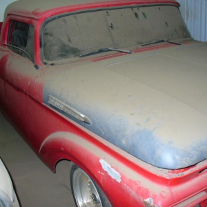 this is pretty much how the truck looked the day I bought it... it did though, have a huge red hood scoop on it at the time, I found the hood in an old farmers field, a tree had grown through the hood opening  but the hood wa on the ground beside the truck... a 63 unibody...  the farmer ( ray charmason) has since died R>I<P