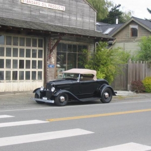 1932 fendered roadster, this is Keith's car (HemiDeuce).