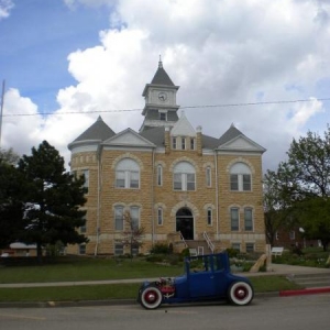 Courthouse in Lincoln, KS