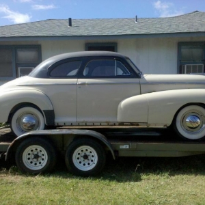 Right side, after cleaning.... I need that rocker trim!