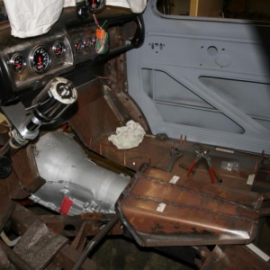 interior with TH400 showing