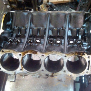 Rover 4.6 liter aluminum block