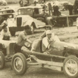 Pete Canfield's Maybe Special at
 Huntington Ct Speedway 1935