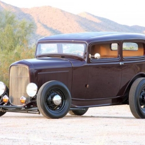 1932 ford sedan - most beautiful sedan I've ever seen!!