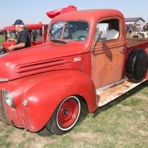 My Friend Scott's truck we rode back and forth to high school in it with stock suspension a 400 SBC and a 400 turbo , now it has a new stub and 350/350 combo gets good MPG and just a ball to go on trips in