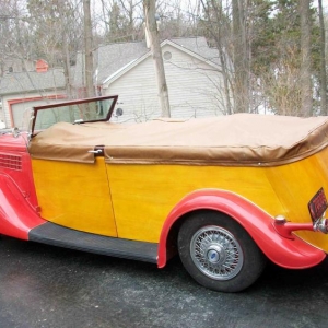 left rear with full tonneau cover