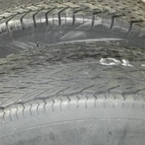 Sidewalls of Firestone F70-15 and ProTrac 275/60