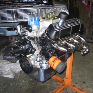 289 starting to come together, went back to factory black block, with lost of aluminum and crinkle black finish parts.
New timing chain, oil pump, water pump, polished aluminum finned oil pan,