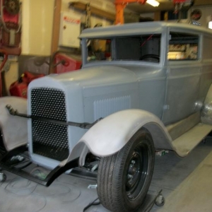 100 1667
Moclup of fenders and running boards.