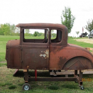 31 Ford set to get a 32 frame, heavy chop, and a lot of traditional parts.