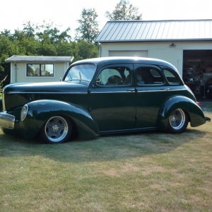 41 Willys Sedan, 2MNYDRS