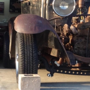 Closeup of the axle.