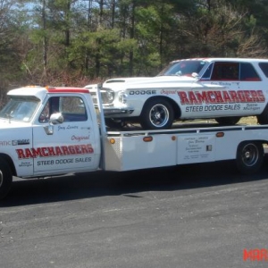 CAR HAULER W DODGE ON TOP[1].
the car is now owned by Jim Bailey it was FF-1 Willow green when I sold it