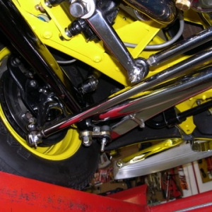 Front suspension