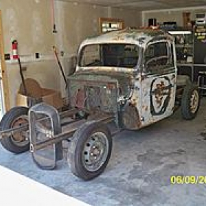 1946 Ford 1/2 ton "Bobber"