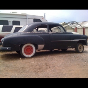 51 Chevy sedan 6" chop