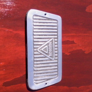 Hudson step plate, or toe plate.