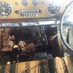 49 Hudson inside floor panel