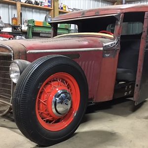 "Little Hustler" '35 International pickup