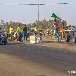 FLAG START DRAGS