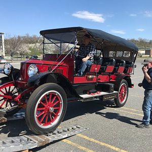 1915 Stanley Steam Mountain 12 Passenger Wagon Direct Enclosed Transport