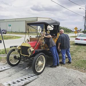 1913 Model T Roadster Pick Up Direct Enclosed Transport